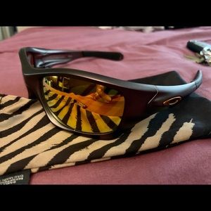 Oakley Pit Bull 9127 Sunglasses, Gunmetal Fmj